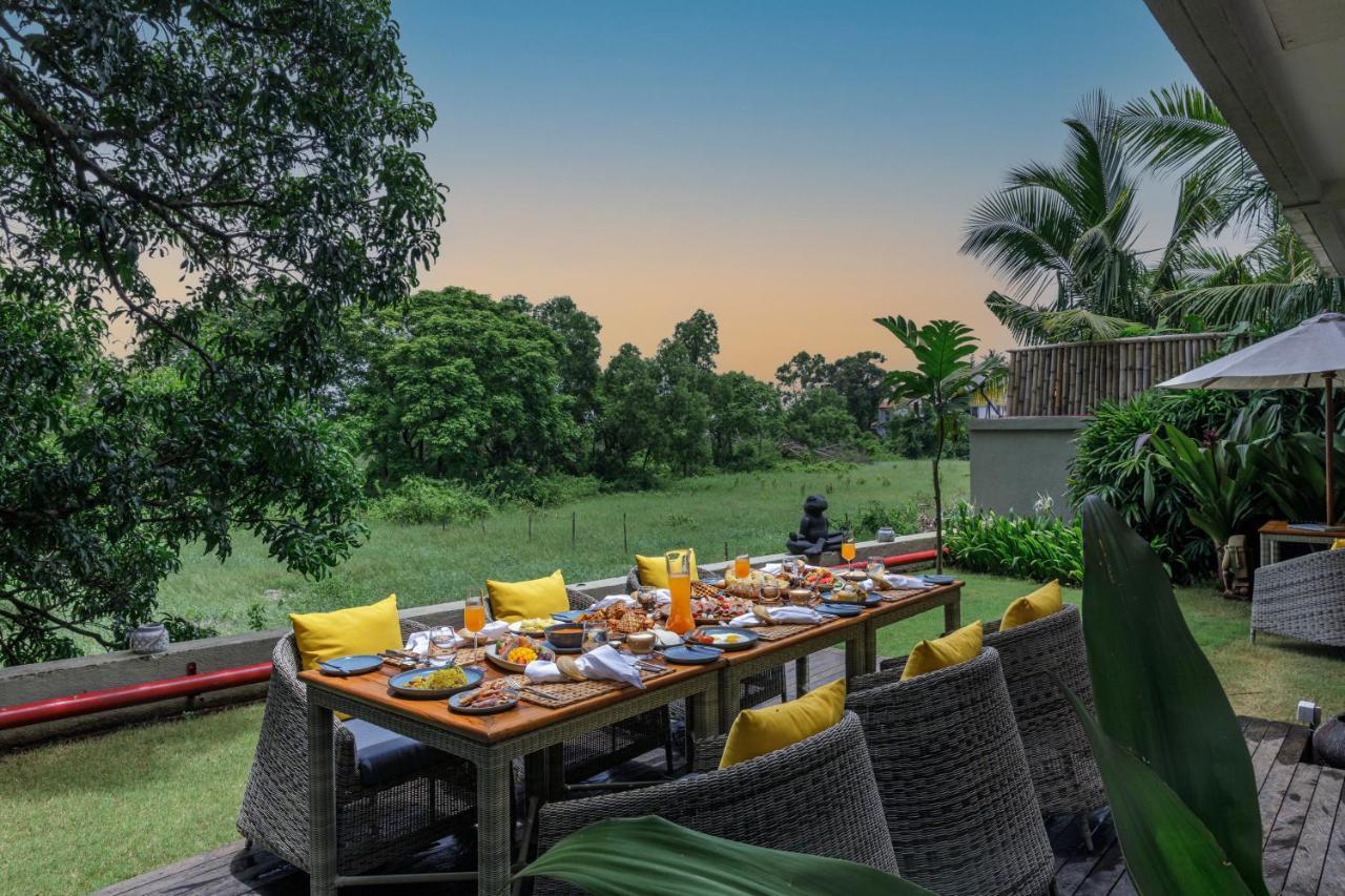 Baale resort Goa Arpora Extérieur photo