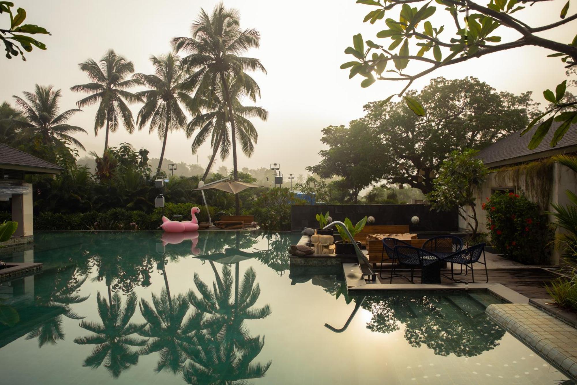 Baale resort Goa Arpora Extérieur photo